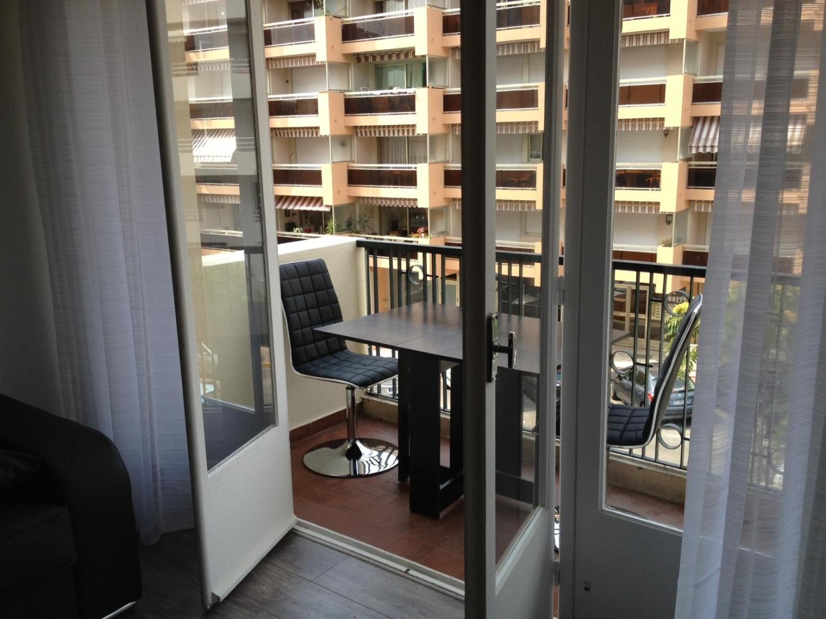 Flore Juan-les-Pins Exterior foto